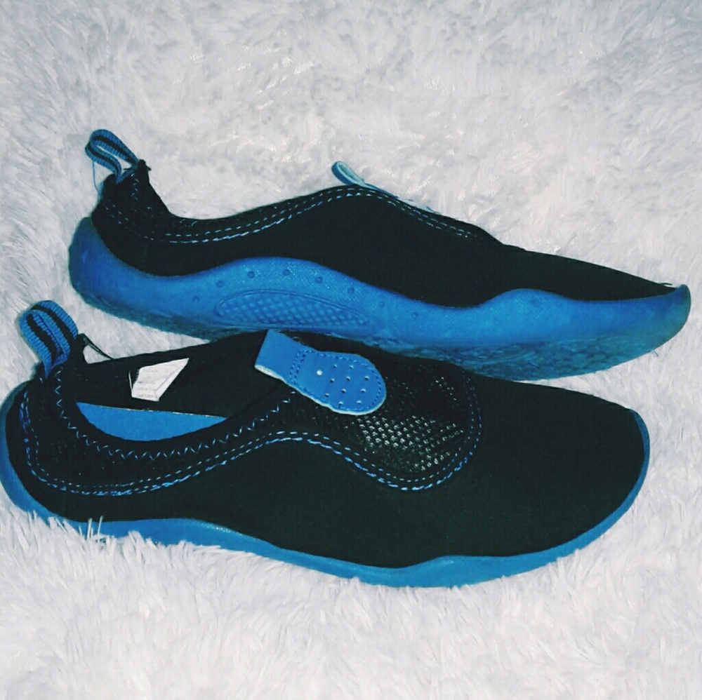 Water Shoes (Boy's)  ☆3×$10
